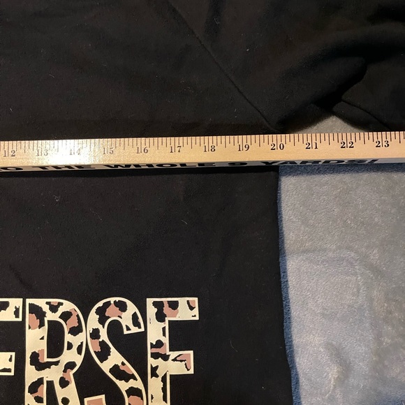 Converse high cut hoodie.  Great condition. - Picture 9 of 11